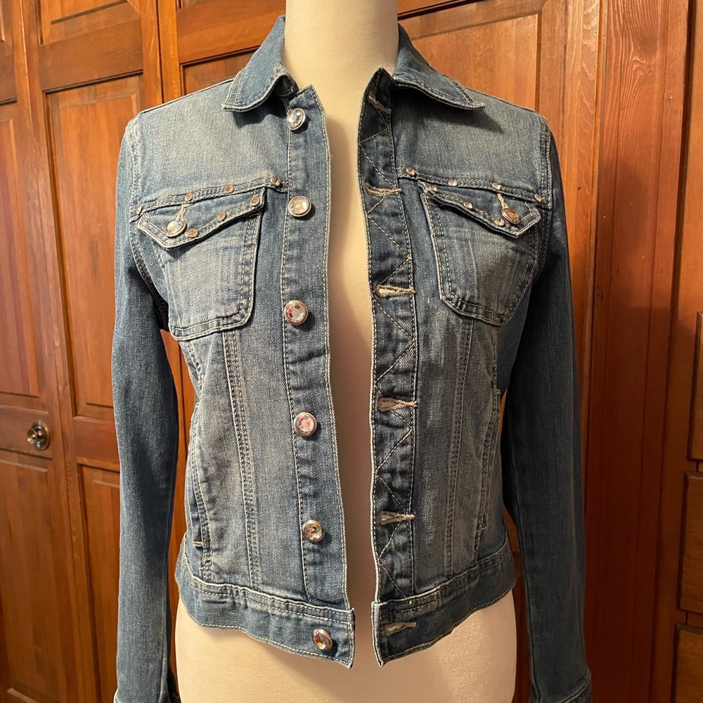 New with tags RU Apparel Ladies Denim Jean Jacket **Offers Welcome